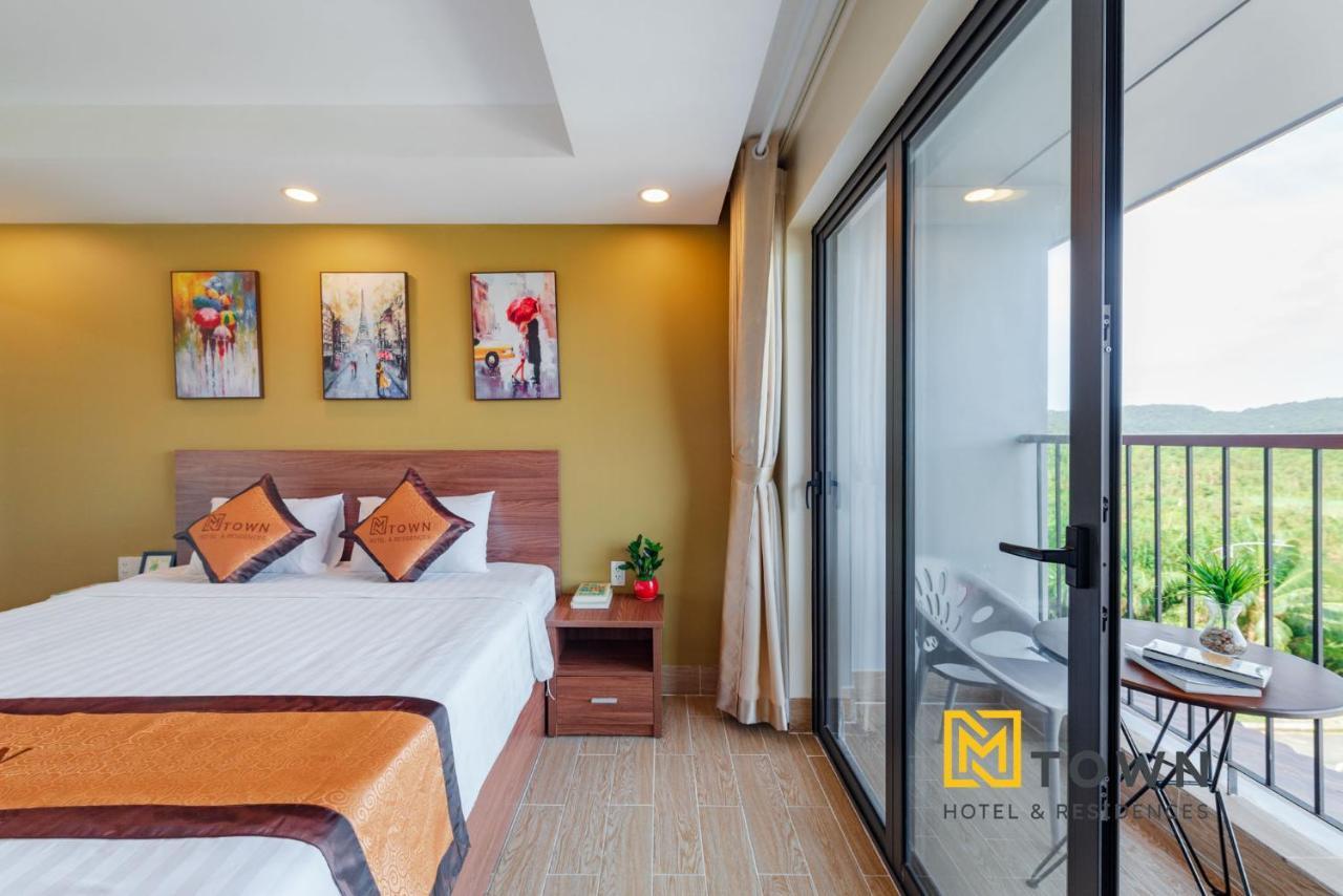 Mtown Hotel & Residences Phu Quoc - Long Beach Centre Exteriör bild