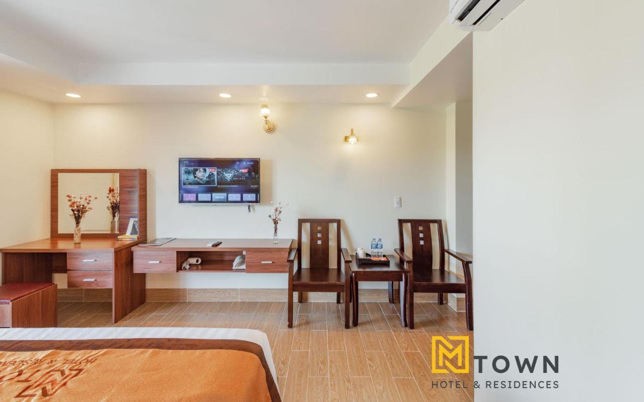 Mtown Hotel & Residences Phu Quoc - Long Beach Centre Exteriör bild