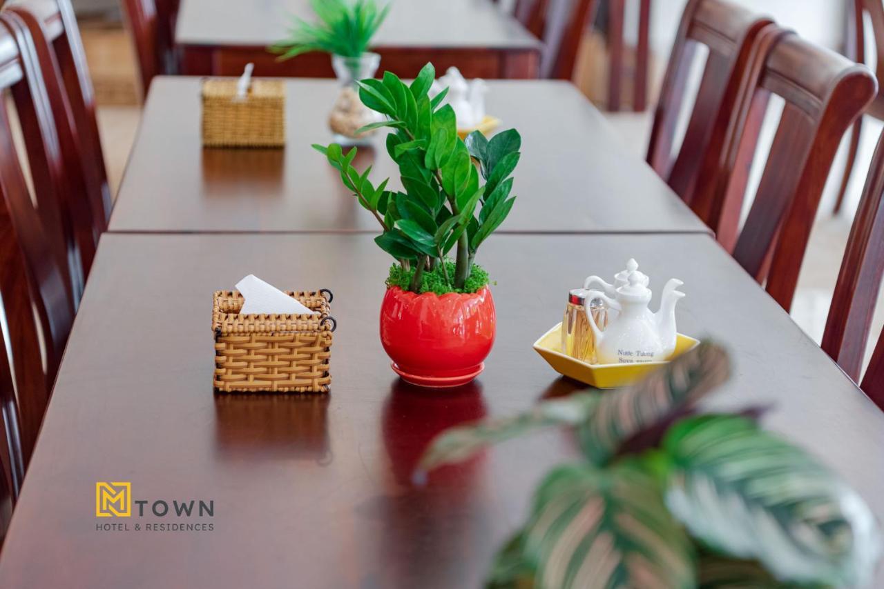 Mtown Hotel & Residences Phu Quoc - Long Beach Centre Exteriör bild